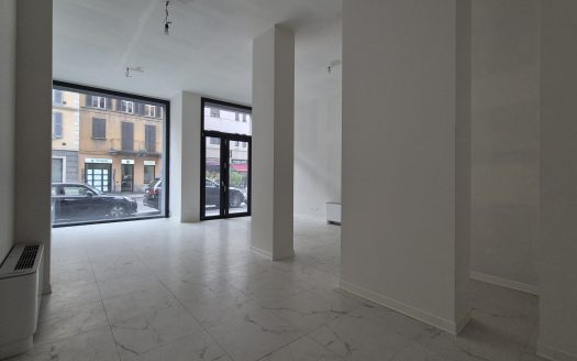 Negozio Via Canonica